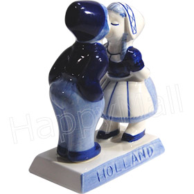 Delft Blue Figurine, Holland Kissing Boy & Girl, 3.5H, photo-2