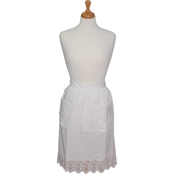 Half Apron with Rose Lace
