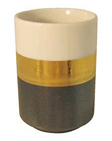 Two-Tone Tea Mug topped with Gold Gilt Band