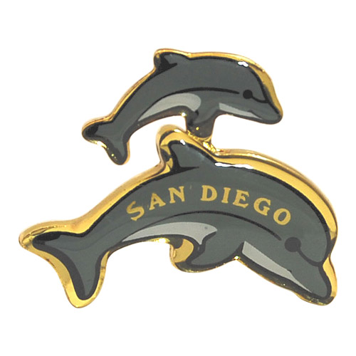Souvenir San Diego fridge magnet with loving mother and child dolphins